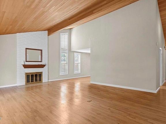 5th image of 2108 Chicory Way