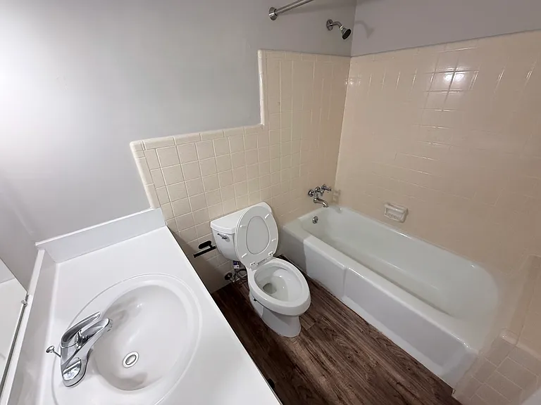 3382 Sweetwater Dr — Photo 9