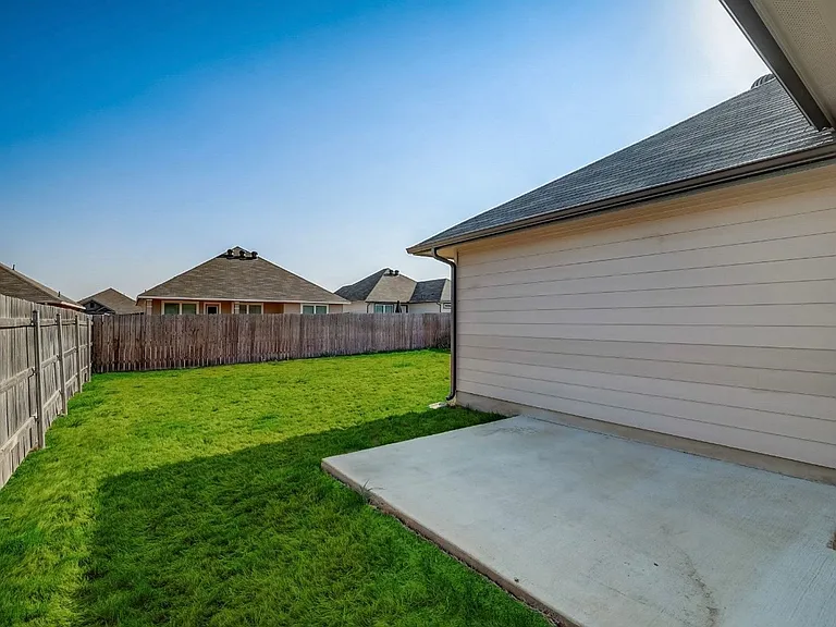 3031 Dade Loop — Photo 19