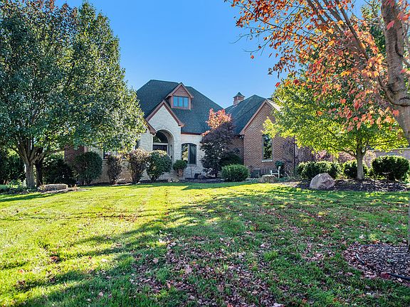 2nd image of 2089 Hollow Oak Dr