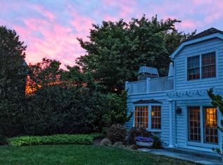 22 Bluff Rd, Amagansett, NY 11930