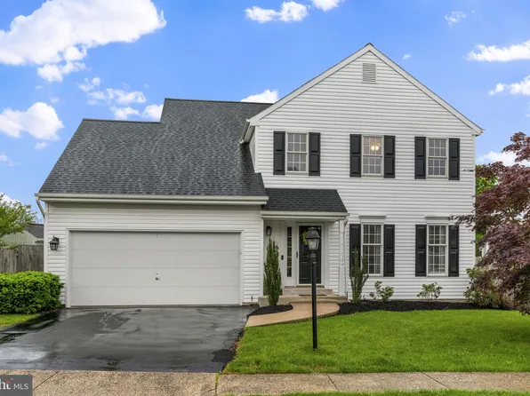 179 Bayberry Dr, Royersford, PA 19468