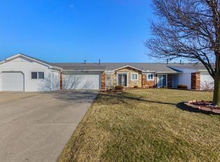 11633 Kenneth Dr #10, Warren, MI