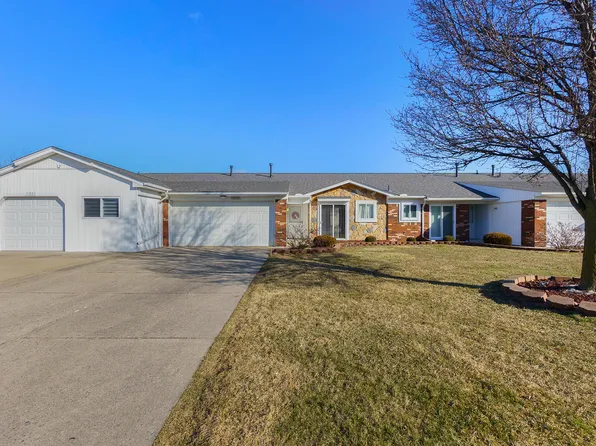 11633 Kenneth Dr #10, Warren, MI 48093