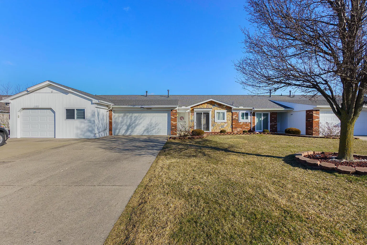 11633 Kenneth Dr #10 photo 1