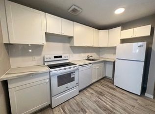 284 Notre Dame St #9, Winnipeg, MB R2H 0C6