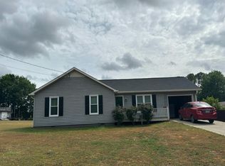 19 Winter Wood Dr, Taylorsville, GA 30178