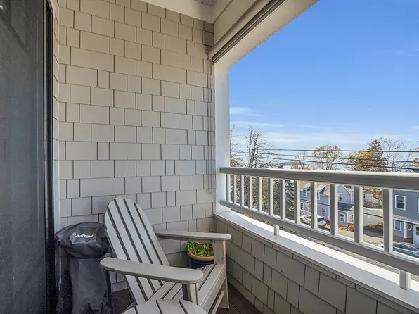 35 Fuller St #301, Gloucester, MA 01930