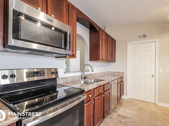 5th image of 1744 Burnham Ct