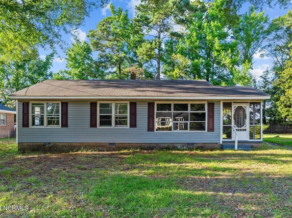 110 Greenfield Boulevard, Greenville, NC 27834