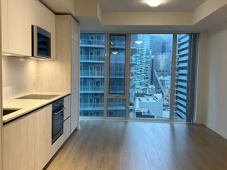 8 Widmer St #2108 — Photo 8