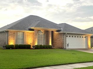 28 Grigio Loop, La Place, LA 70068