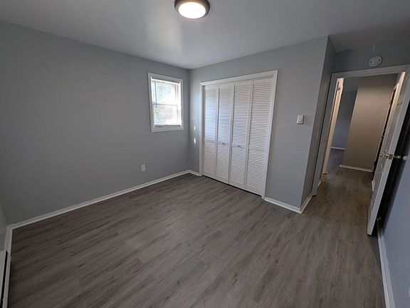 3rd image of 1 Andrews Rd APT 1