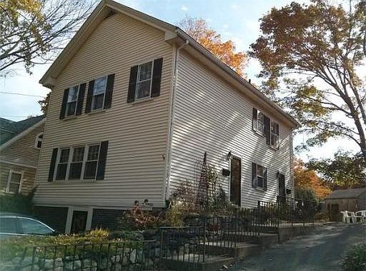 1st image of 33 Woodland St #1