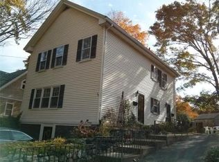 33 Woodland St #1, Newburyport, MA 01950
