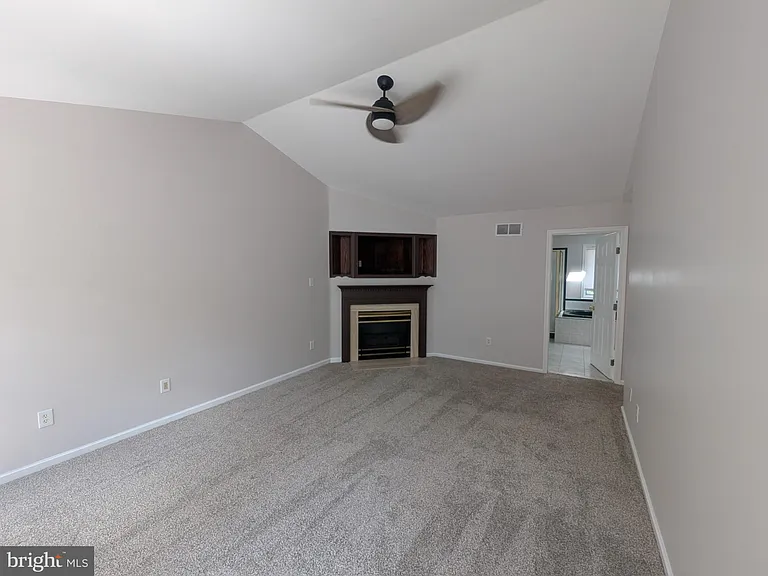 114 Lenape Dr — Photo 25