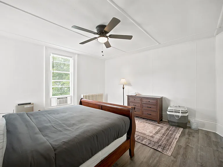 166 Main St #21 — Photo 10