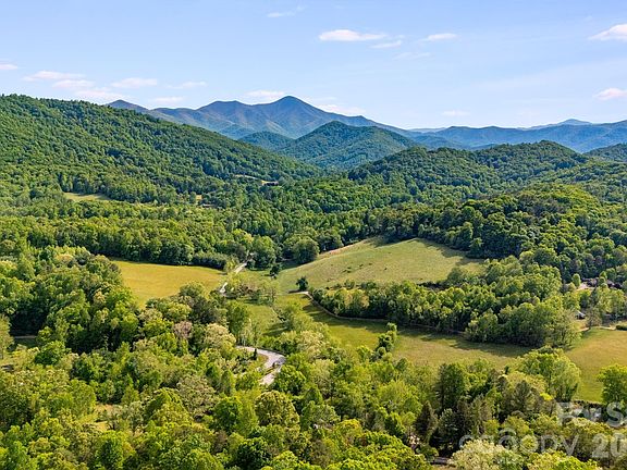 44th image of 435 Upper Glady Fork Rd
