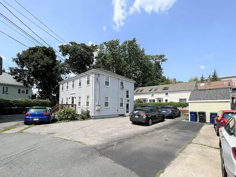 32 1/2 Linden Ave #1 — Photo 9