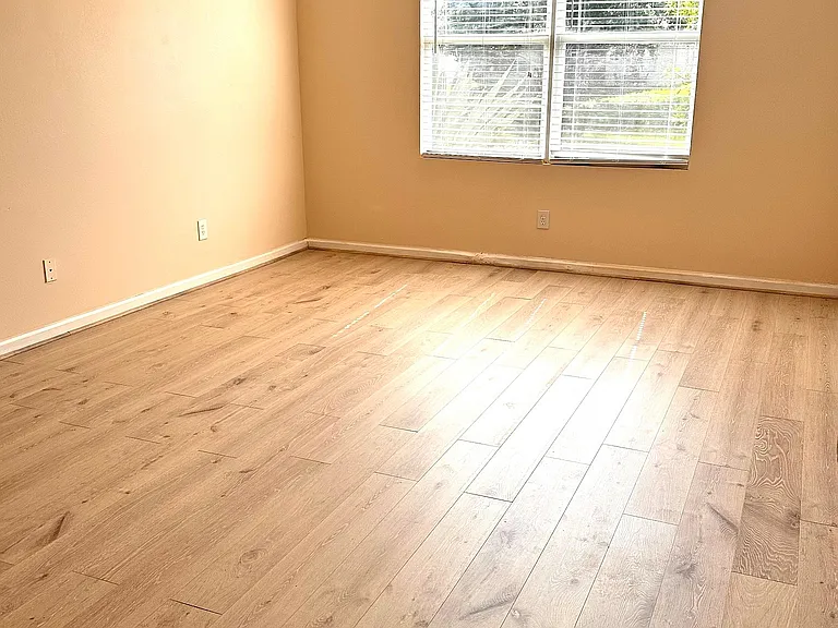 481 Cressa Cir — Photo 5