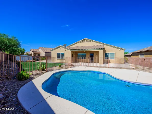 9209 S Tree House Ln, Tucson, AZ 85756