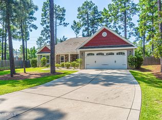 2 Sly Ct, Pinehurst, NC 28374