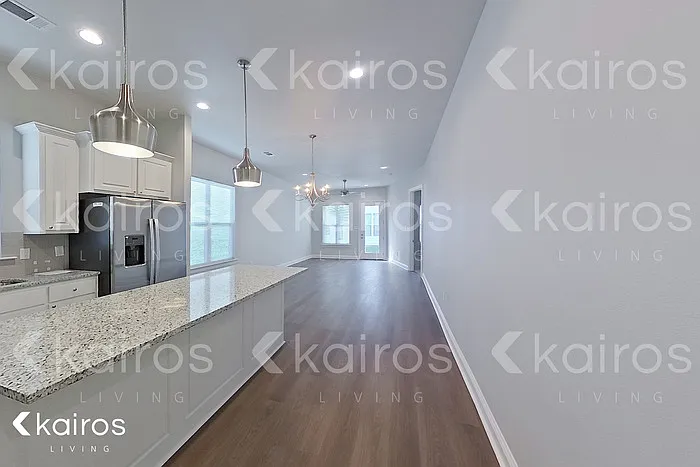 3 bed, 2.0 bath, 1505 sqft, $1,925 — Photo 4