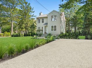 13 Shore Rd, Hampton Bays, NY 11946