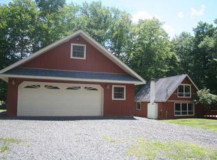 112 Tomhickon Trl, Pocono Lake, PA