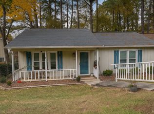 105 Fifer Ct, Cary, NC 27511