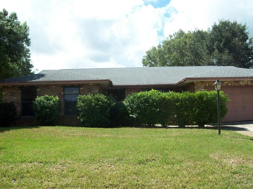 1st image of 1005 Heron Ave