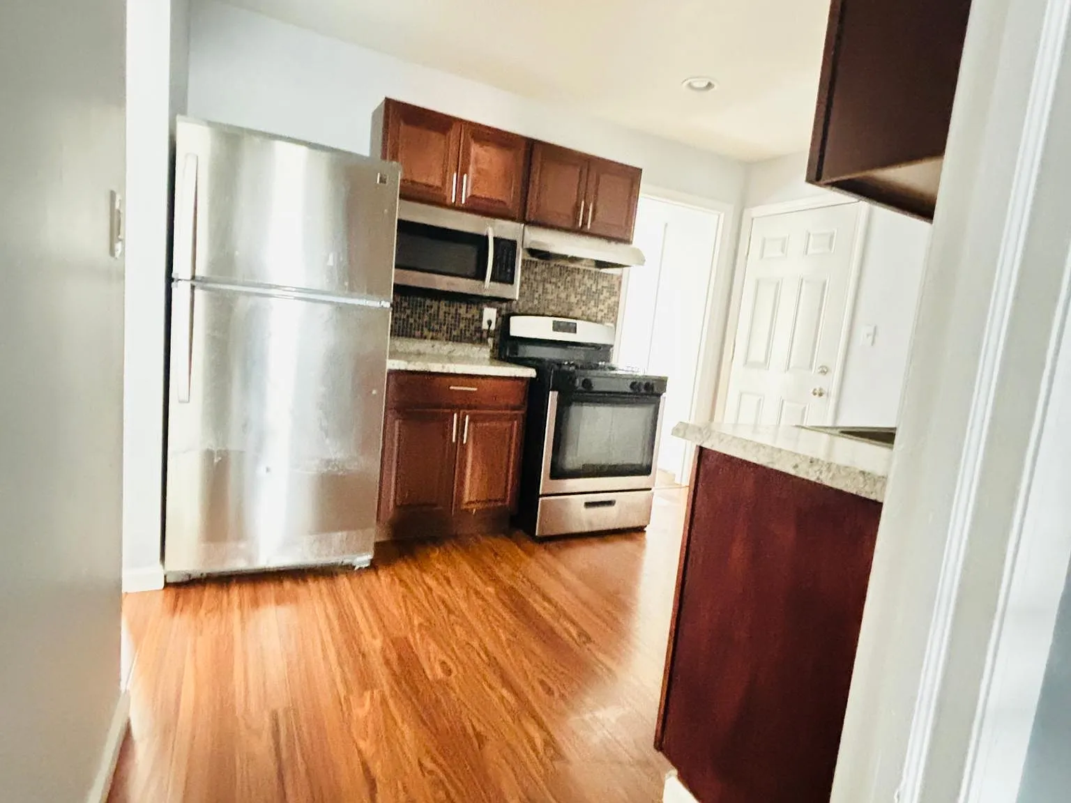 2665 Westchester Dr — Photo 4