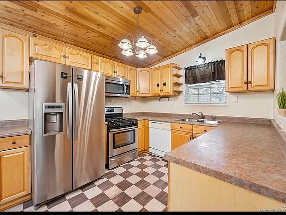 4th image of 8715 Buckskin Dr #1