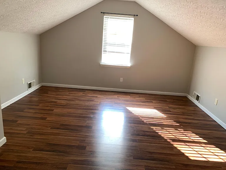 2317 Lonan Ct — Photo 17