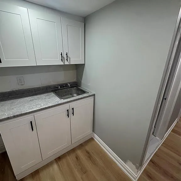 945 Wellington Ave #7 — Photo 12