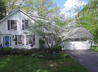 2004 Dover Center Rd, Westlake, OH 44145