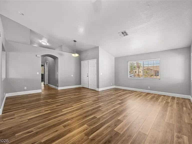 328 Waterwheel Falls Dr — Photo 12