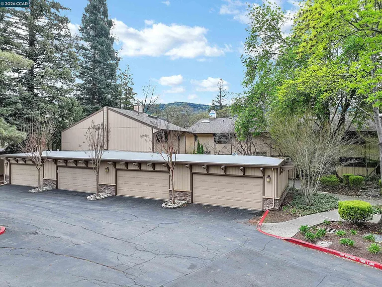 2 Car Garage
