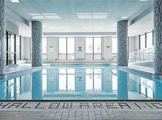3975 Grand Park Dr #1605, Mississauga, ON L5B 0K4