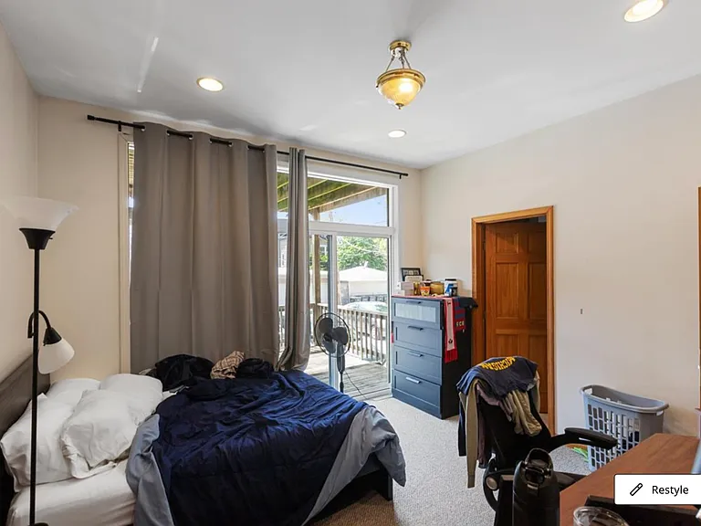 2338 N Greenview Ave #1 — Photo 10