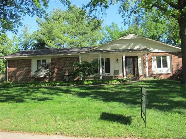 11817 Birmington Dr, Bridgeton, MO 63044