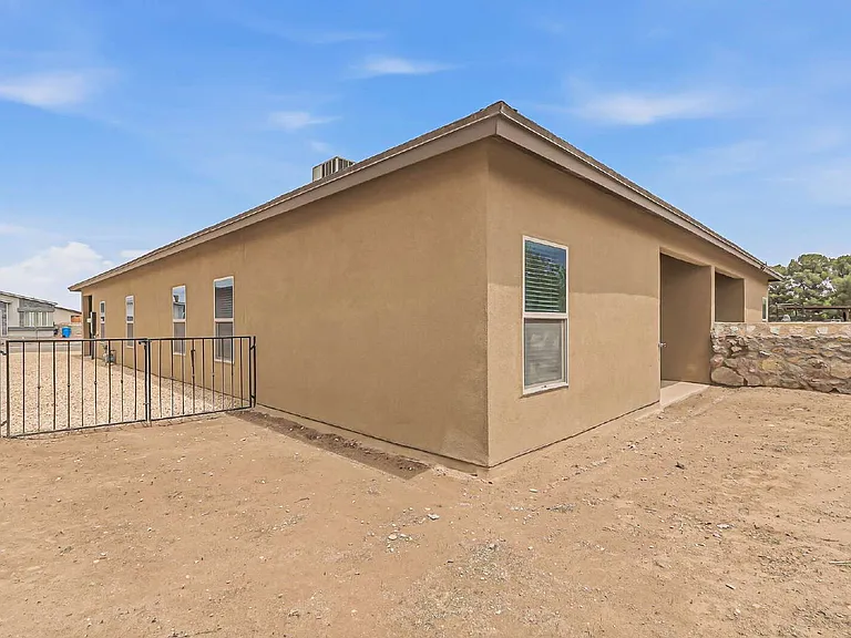 11500 Summer Dr #B — Photo 51