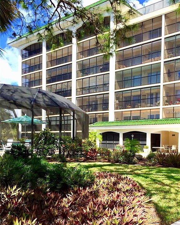 1st image of 512 W Venice Ave APT 302