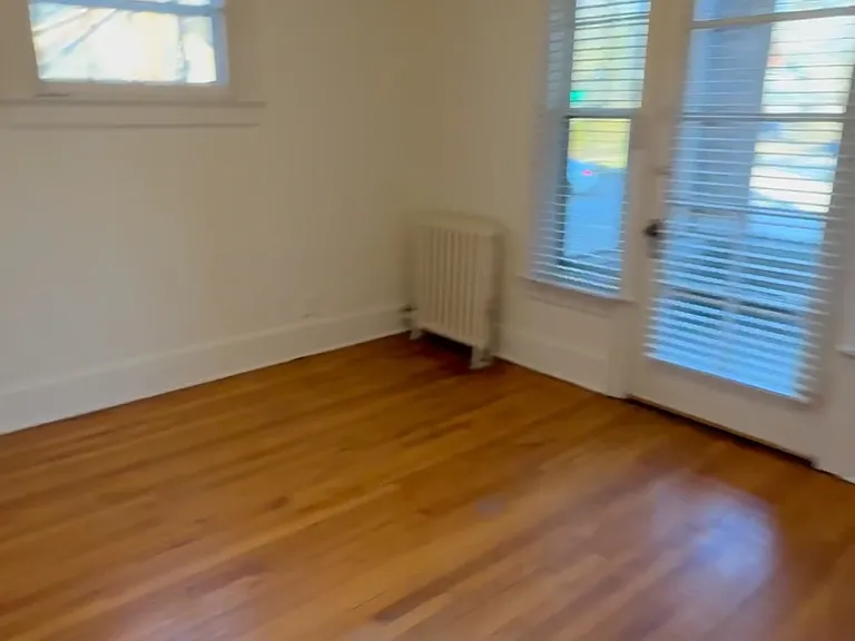 1506 Packard St — Photo 10