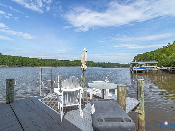 3rd image of 457 Scenic Dr