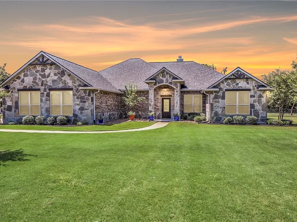 10746 Lonesome Dove Trl, Bryan, TX 77808