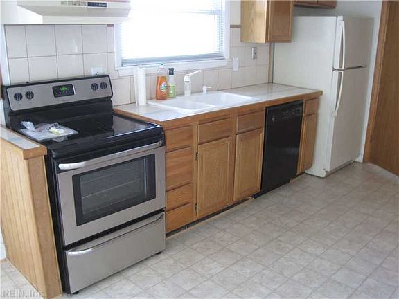 2nd image of 4460 Paul Jones Ln