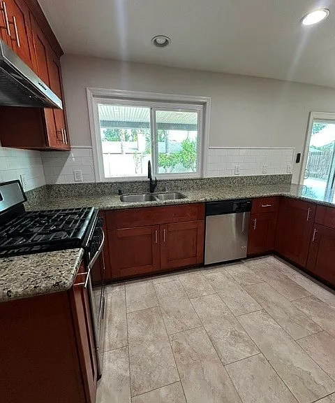 26286 Topanga Way — Photo 13