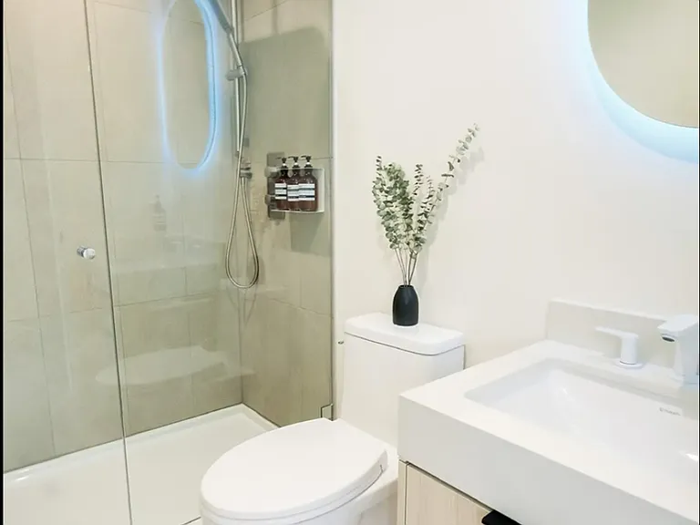 382 Powell St #8 — Photo 8