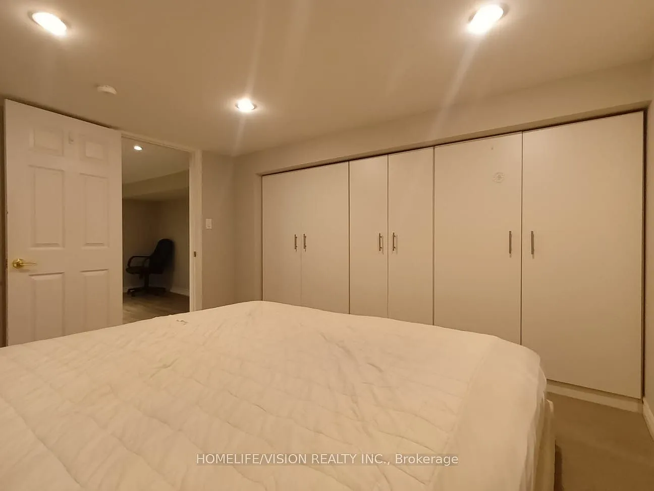 2 bed, $2,100 — Photo 3